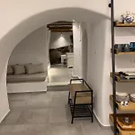 Semesterbostad Serenity Living Platia, Tinos *