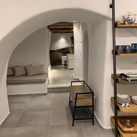 Semesterbostad Serenity Living Platia, Tinos *