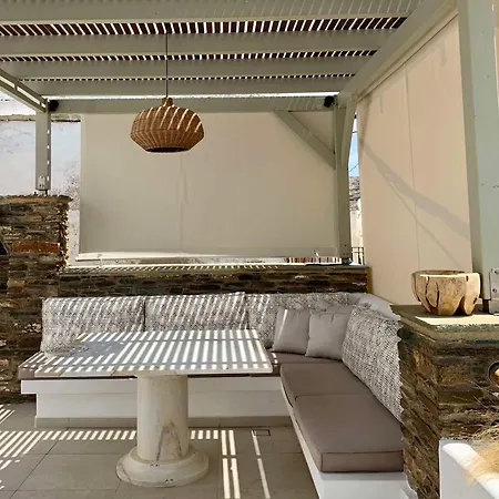 Serenity Living Platia, Tinos
