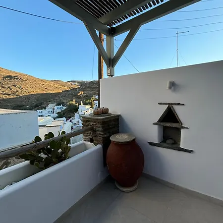Serenity Living Platia, Tinos