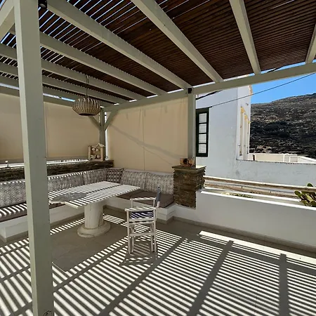 Holiday home Serenity Living Platia, Tinos *
