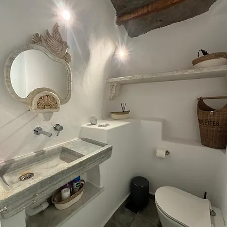 Serenity Living Platia, Tinos *