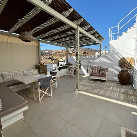 Serenity Living Platia, Tinos Semesterbostad Platiá