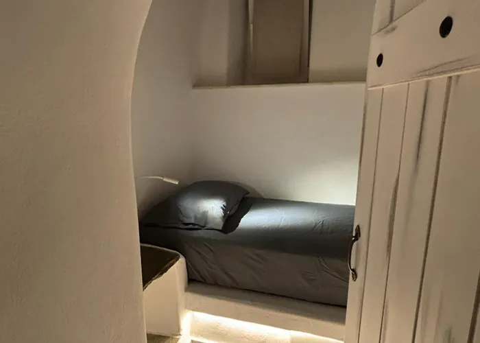 Semesterbostad Serenity Living Platia, Tinos Platiá